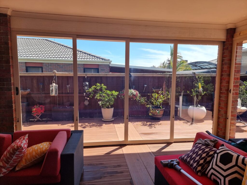 Acrylic Plexiglass Panels in Custom Outdoor Room